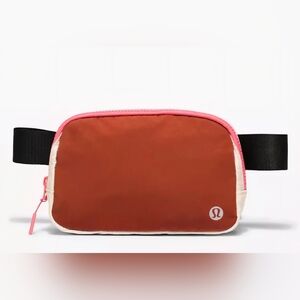 Lululemon Dark Terracota White Opal Preppy Everywhere  Belt Bag 1 L Casual